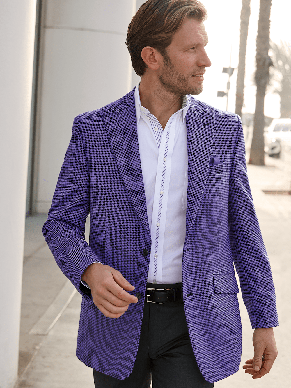 Alternate Image of Wool Houndstooth Single Breasted Peak Lapel Sport Coat-8